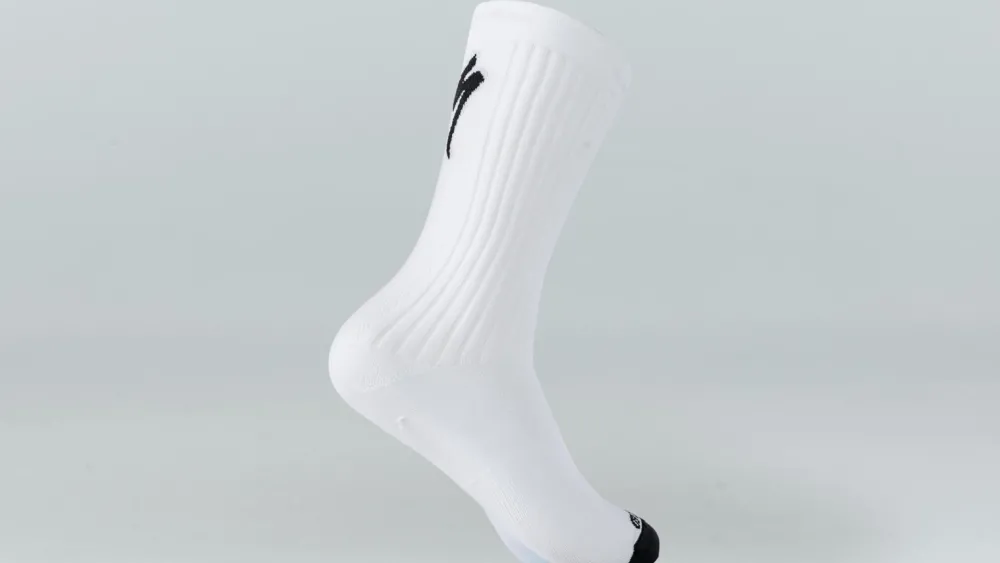 chaussettes_hautes_route__7-2.webp Chaussettes Hautes Route - Hydrogen Aero<Specialized Clearance