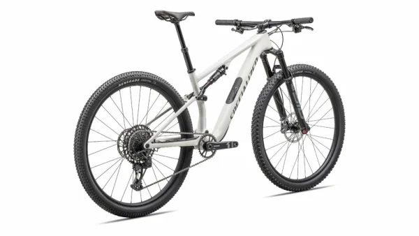 Epic 8 Comp<Specialized Hot