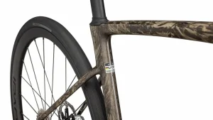 S-Works Roubaix - SRAM RED AXS<Specialized Online