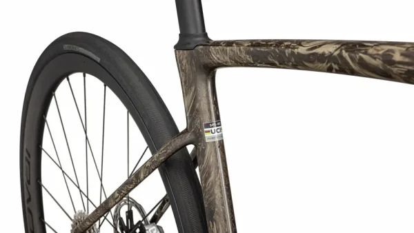 S-Works Roubaix - SRAM RED AXS<Specialized Online